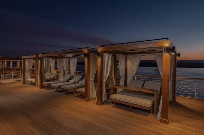 Steigenberger Senator Sun Deck & Pools 2026 — Rooftop + Outdoor Pool | Thu/Mon $1,899